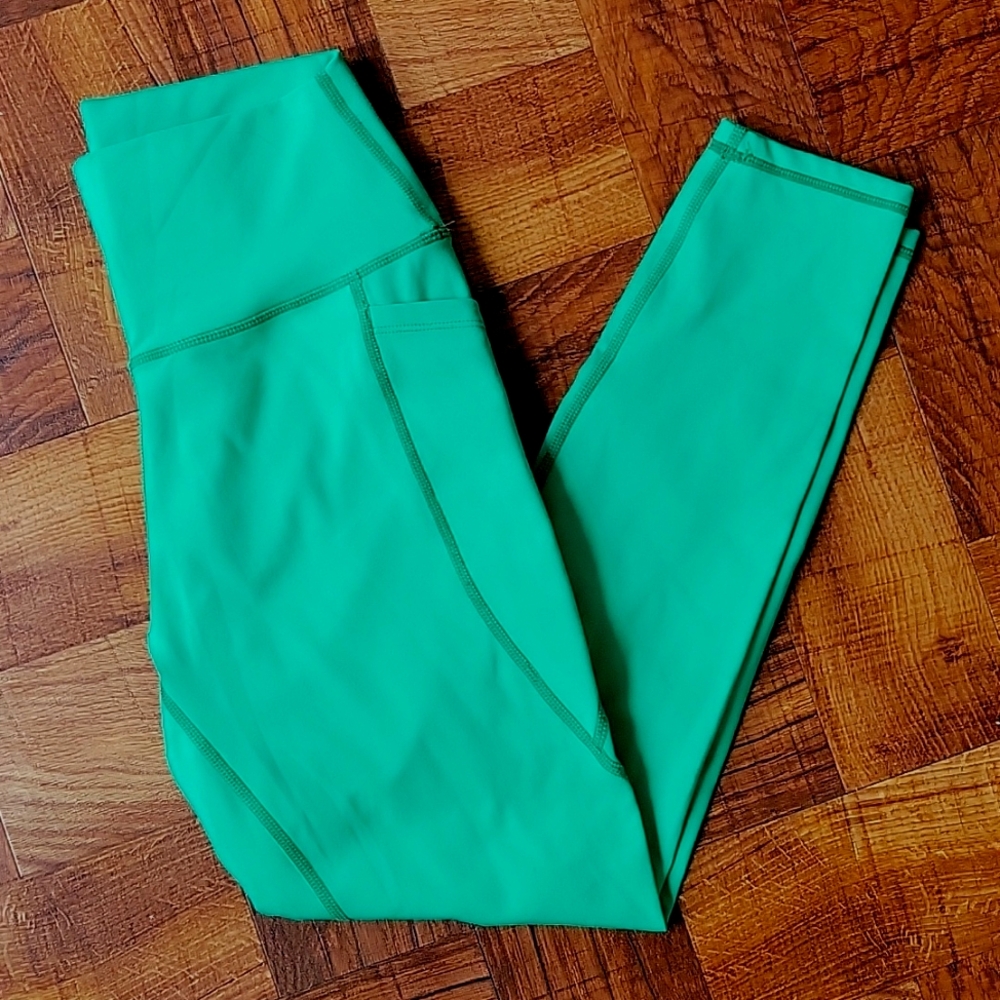 Vital Apparel Reflex Pocket Legging